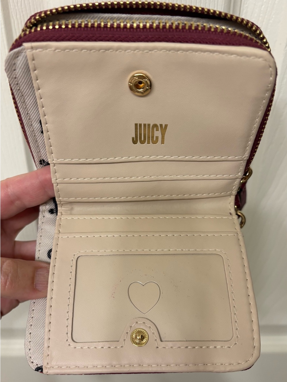 Juicy Couture mulberry zip-around wallet - Picture 3 of 5
